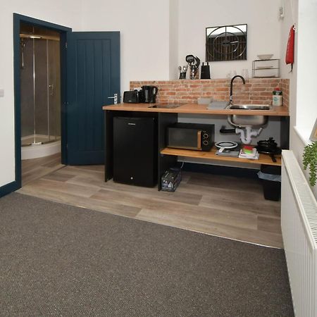 Stay At Shobnall Road Rooms And Studios Burton Burton-upon-Trent Exterior foto