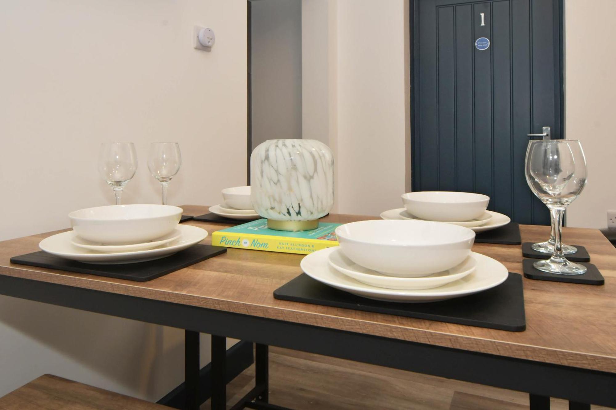 Stay At Shobnall Road Rooms And Studios Burton Burton-upon-Trent Exterior foto